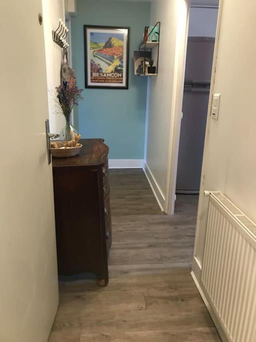 Charmant Appartement Au Calme Avec Parking Besançon Exteriér fotografie